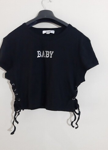 Urban outfitters tshirt Small - Görsel 8