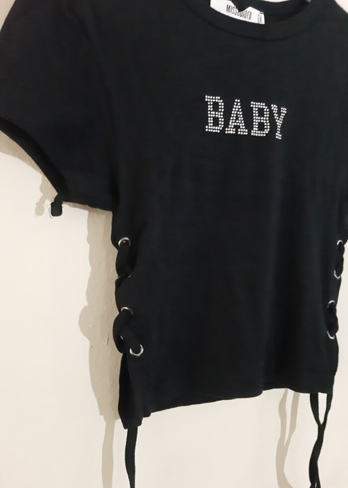 Urban outfitters tshirt Small - Görsel 4