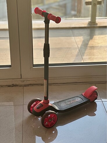 Çocuk scooter