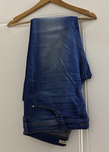 32 Beden Düğmeli Lacivert Kadın Denim Pantolon