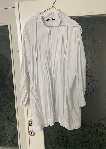 Gevşek Kesim Uzun Beyaz Keten  kapşınlu Ceket - Görsel 2