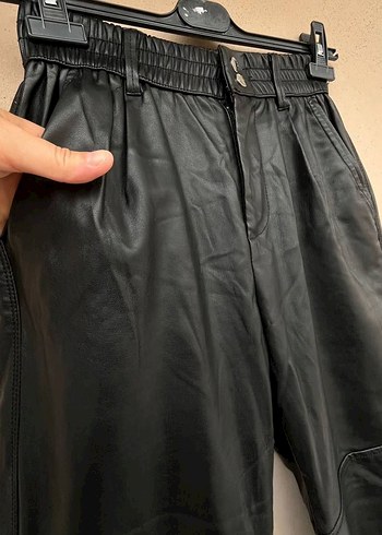 s Beden siyah Renk BERSHKA DERİ JOGGER PANTOLON