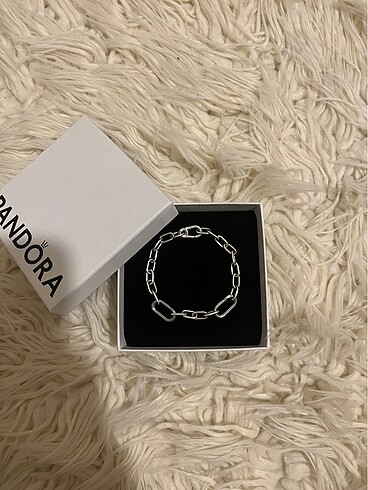 pandora me