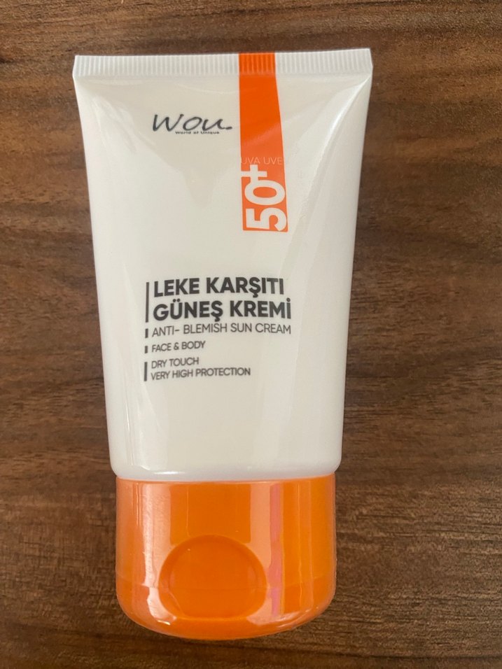 Wou Leke Karşıtı Güneş Kremi SPF 50+ - Görsel 3