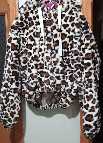 Diğer Peluş kürk leopar desenli crop kapüşonlu 