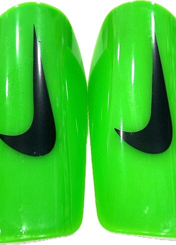 6 Yaş Beden Nike Çocuk Tekmelik Yeşil Renk 7 ve 11 yaş