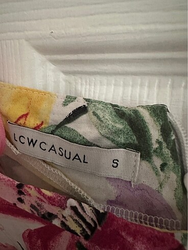 LC Waikiki LCw çiçekli mini elbise