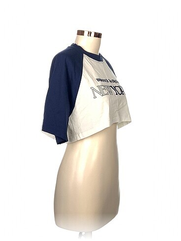 Zara Zara T-shirt %70 İndirimli.