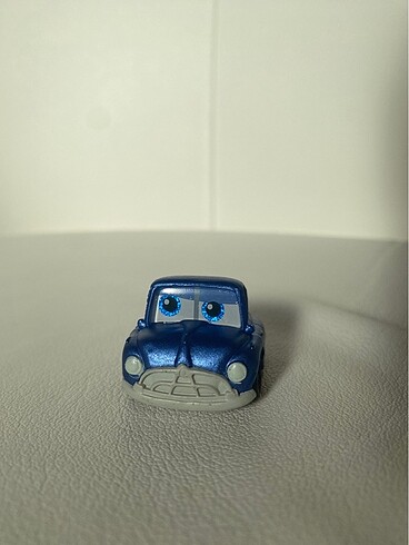Doorables Seri 9 Doc Hudson