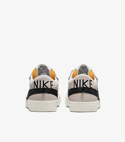 39 Beden beyaz Renk Nike W Blazer Low 77 Jumbo
