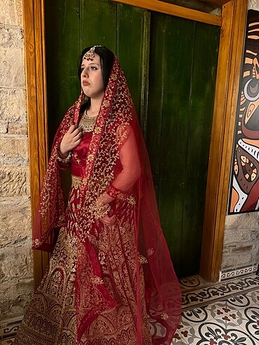 Red Lengha