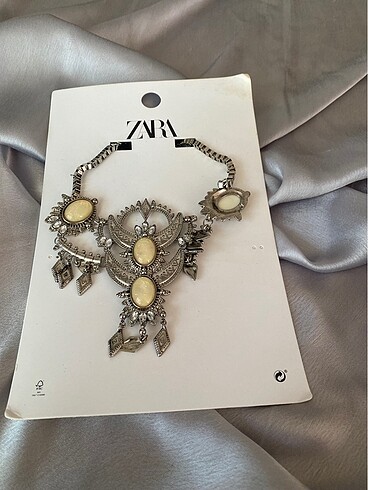 Zara Vintage Hint Bohem