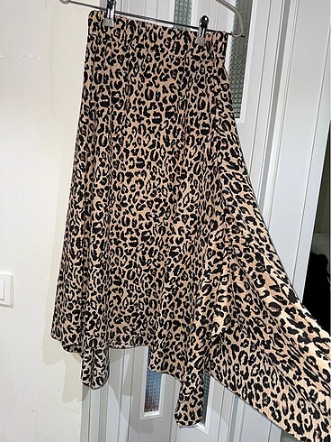 m Beden Mistix Butik - Leopar desenli asimetrik etek