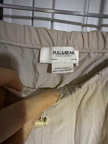 l Beden ten rengi Renk Pull&Bear - paraşüt kumaş pantolon