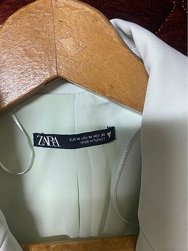 Zara Elbise