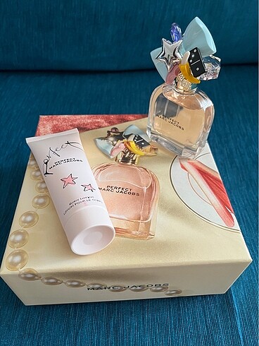 Beden Marc Jacobs Perfect Parfüm & Body Lotion