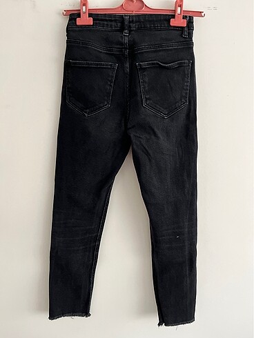 36 Beden siyah Renk Jean kot