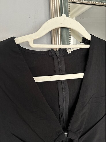 m Beden siyah Renk Pull and bear siyah mini elbise