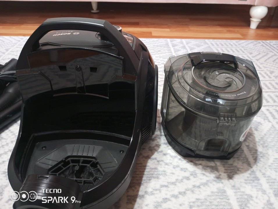 Siyah Bosch Elektrikli Süpürge - Görsel 4