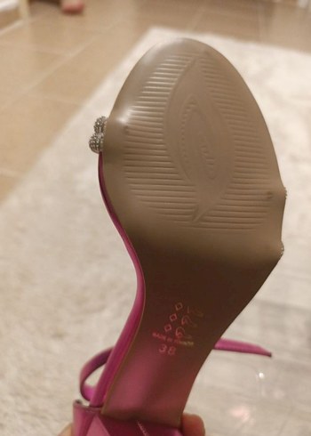 Pera Marka Pembe Parlak Tokalı Blok Topuklu Abiye Ayakkabı - Görsel 3