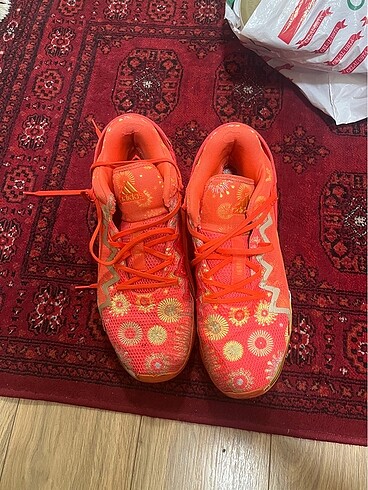 adidas don issue 48