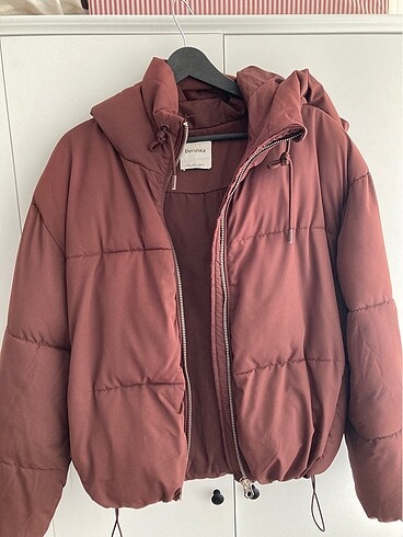 m Beden Bershka Mont
