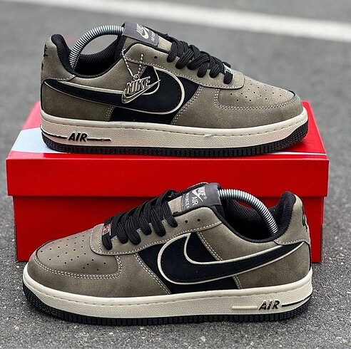 Nike Replika Nike