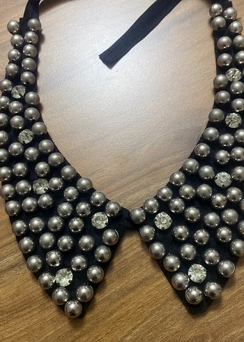 Gri Boncuklu Gotik Midi Yaka - Görsel 2