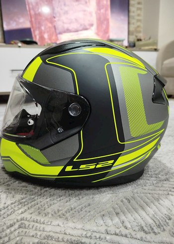 LS2 motosiklet kaskı