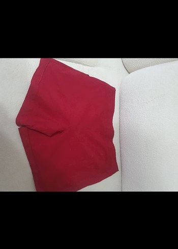 CLANDESTINO Düğmeli Kırmızı Mini Şort