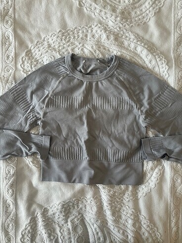 s Beden Sporcu crop top