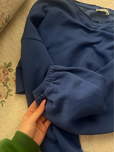 s Beden kısa lacivert crop sweat