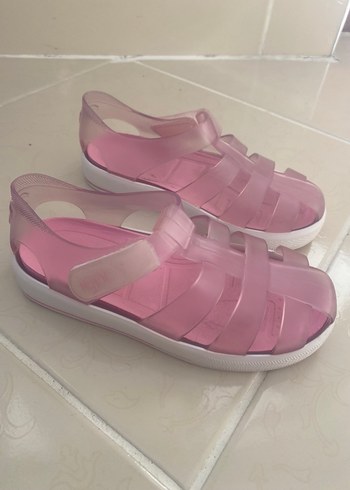 Şeffaf Pembe Kız Çocuk Sandalet