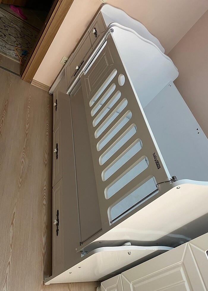 Sallanan ve Uzayan Ahşap Bebek Beşik - Görsel 5