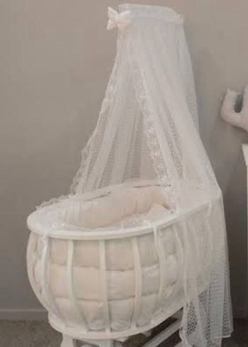 Beyaz Ahşap Sallanan Bebek Beşiği ve Sepeti - Görsel 2