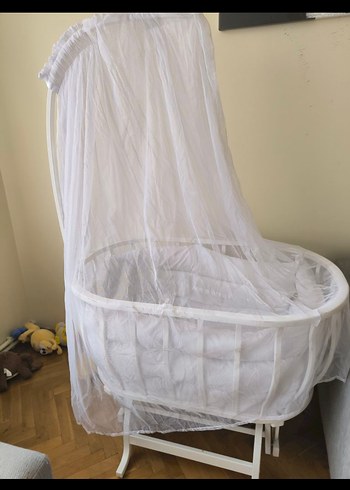 Beyaz Ahşap Sallanan Bebek Beşiği ve Sepeti - Görsel 3