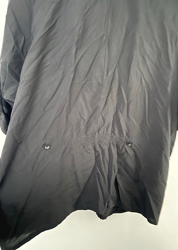 Siyah Kumaş Gömlek, Düğmeli, Yaka Detaylı - Görsel 5