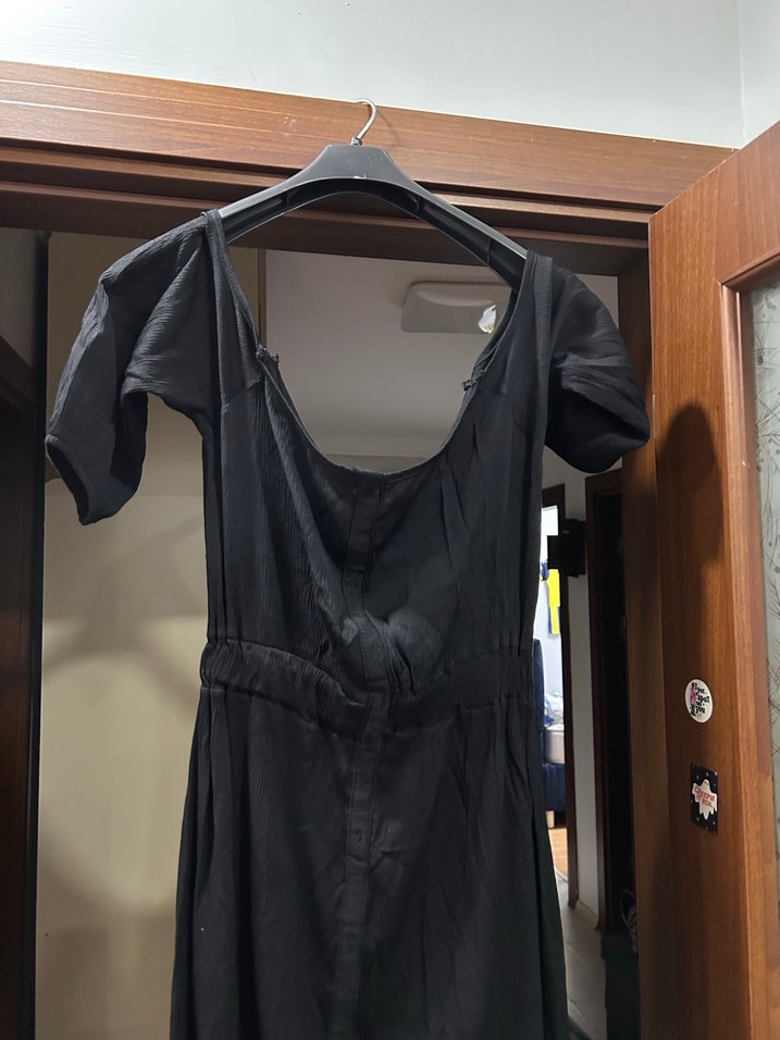 siyah madonna yaka elbise - Görsel 2