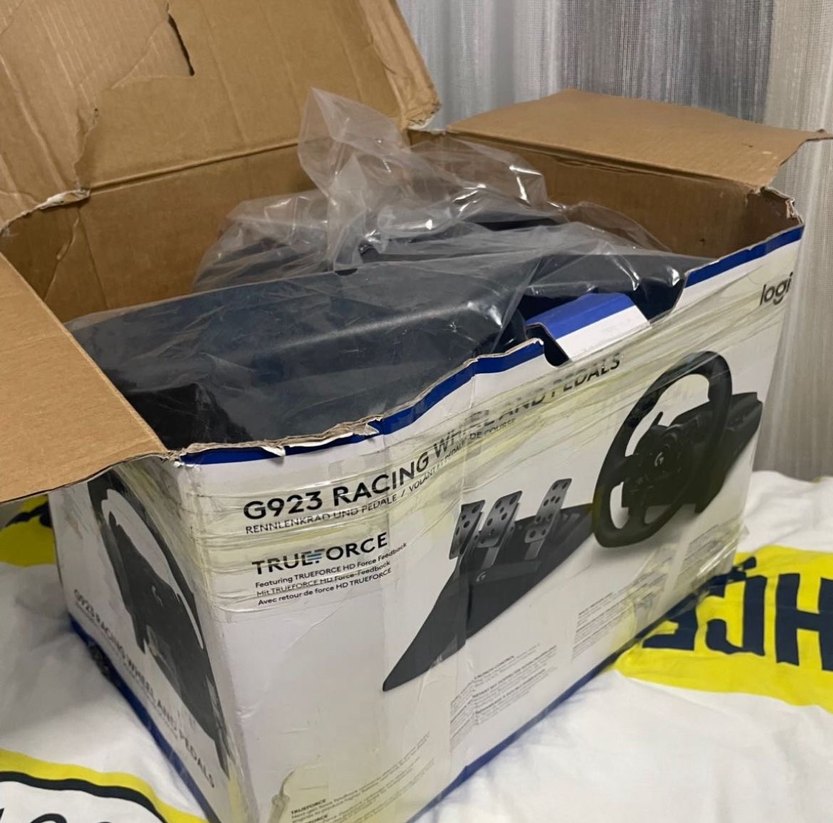 Logitech G923 Racing Direksiyon Seti üst seri motorlu - Görsel 3