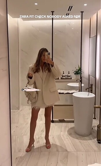 l Beden Zara tüylü oversize blazer ceket