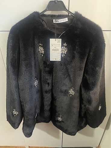 Zara Zara mücevher taşlı peluş tüylü kürk ceket kaban