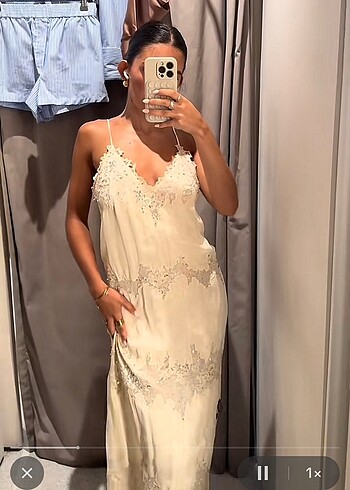 Zara işlemeli pul Payet elbise