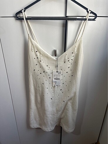 s Beden beyaz Renk Zara boncuklu taşlı slip elbise