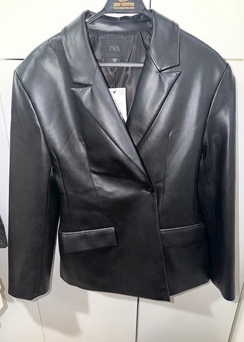 Zara vücuda oturan suni deri blazer ceket - Görsel 6