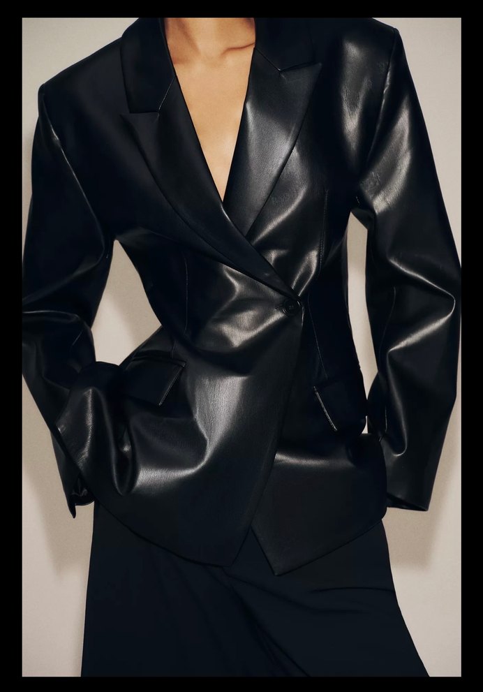 Zara vücuda oturan suni deri blazer ceket - Görsel 4