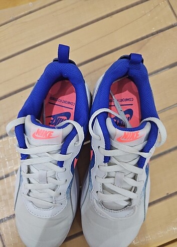 36,5 Beden Orijinal_nike_ayakkabi