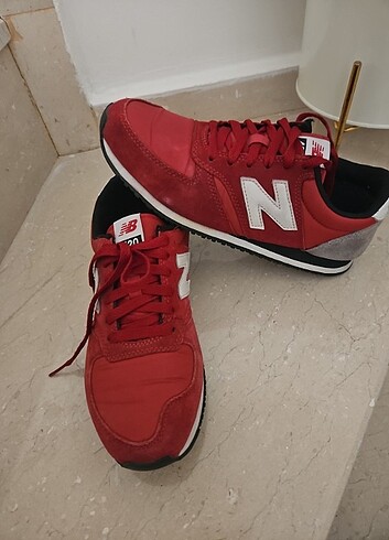 39 Beden bordo Renk Orijinal new balance