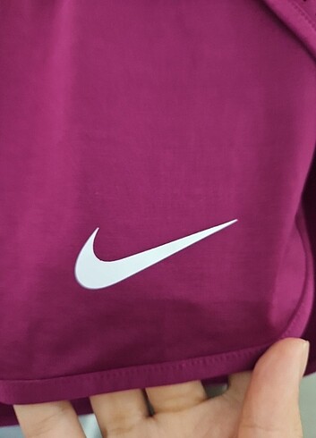 l Beden mor Renk Orijinal nike şort