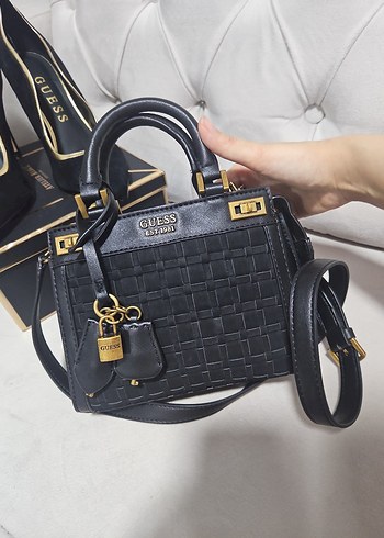 Beden Guess Katey Mini Çanta