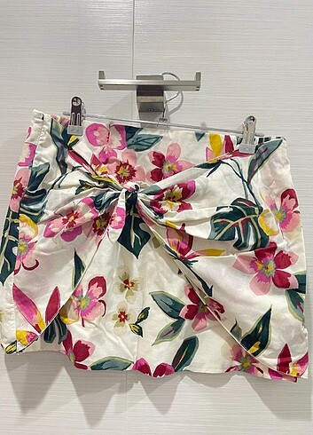 zara çiçek desenli mini etek